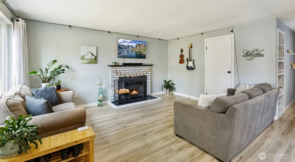 20 Spring Place Shelton WA 98584