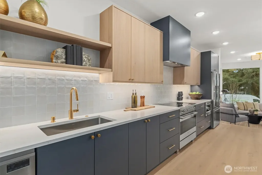 2020 Fairview Avenue E Seattle WA 98102
