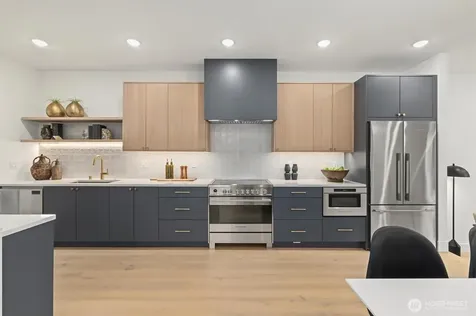 2020 Fairview Avenue E Seattle WA 98102