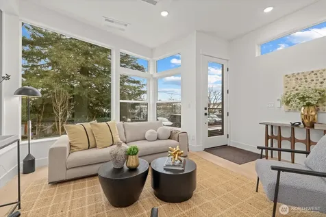 2020 Fairview Avenue E Seattle WA 98102