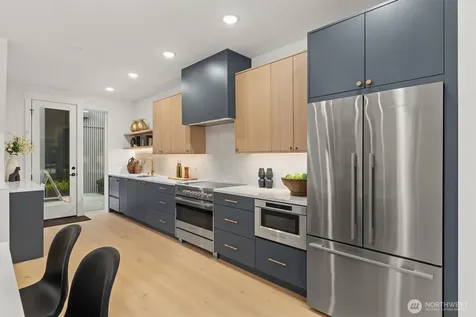 2020 Fairview Avenue E Seattle WA 98102