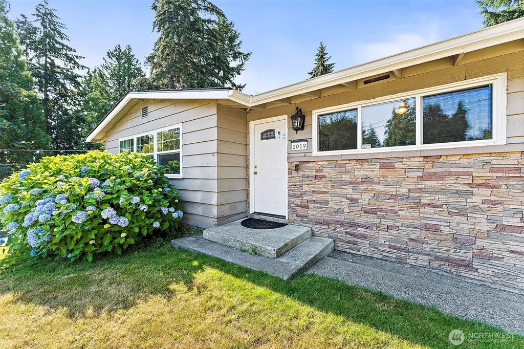 2019 SW 317th Place Federal Way WA 98023