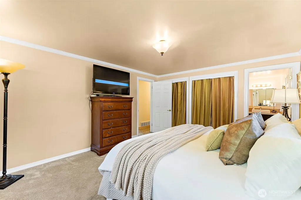 2019 SW 317th Place Federal Way WA 98023