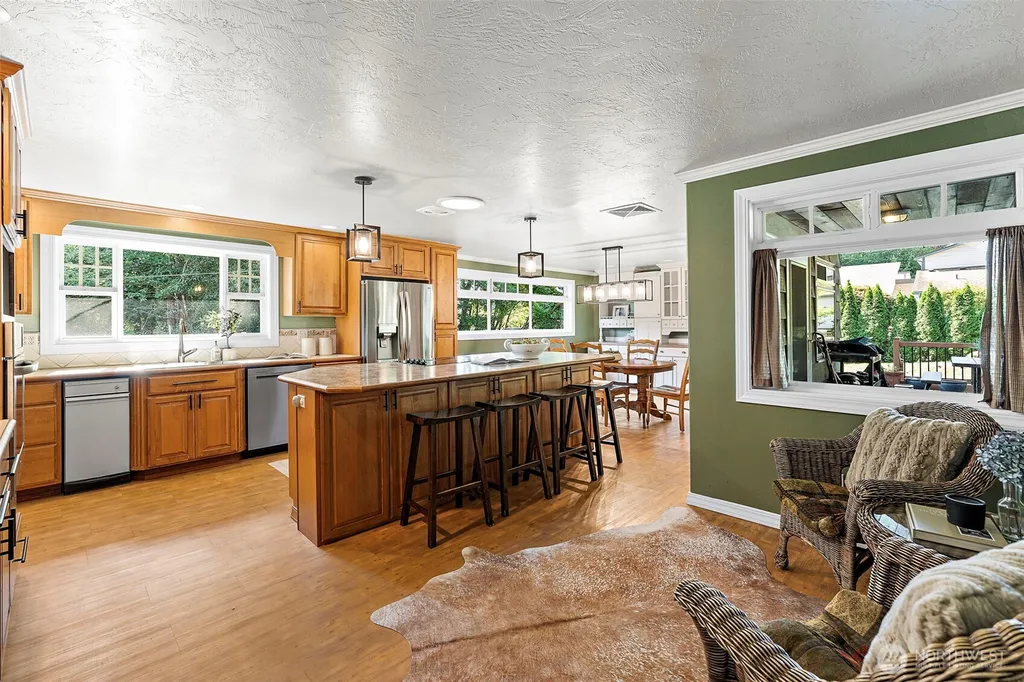 2019 SW 317th Place Federal Way WA 98023
