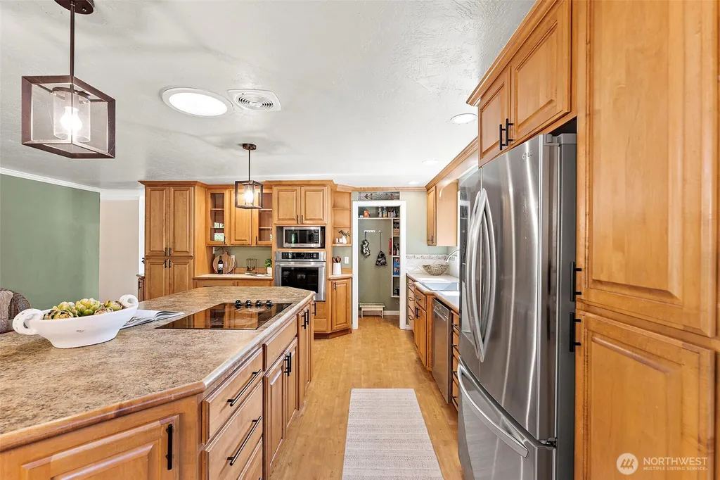 2019 SW 317th Place Federal Way WA 98023
