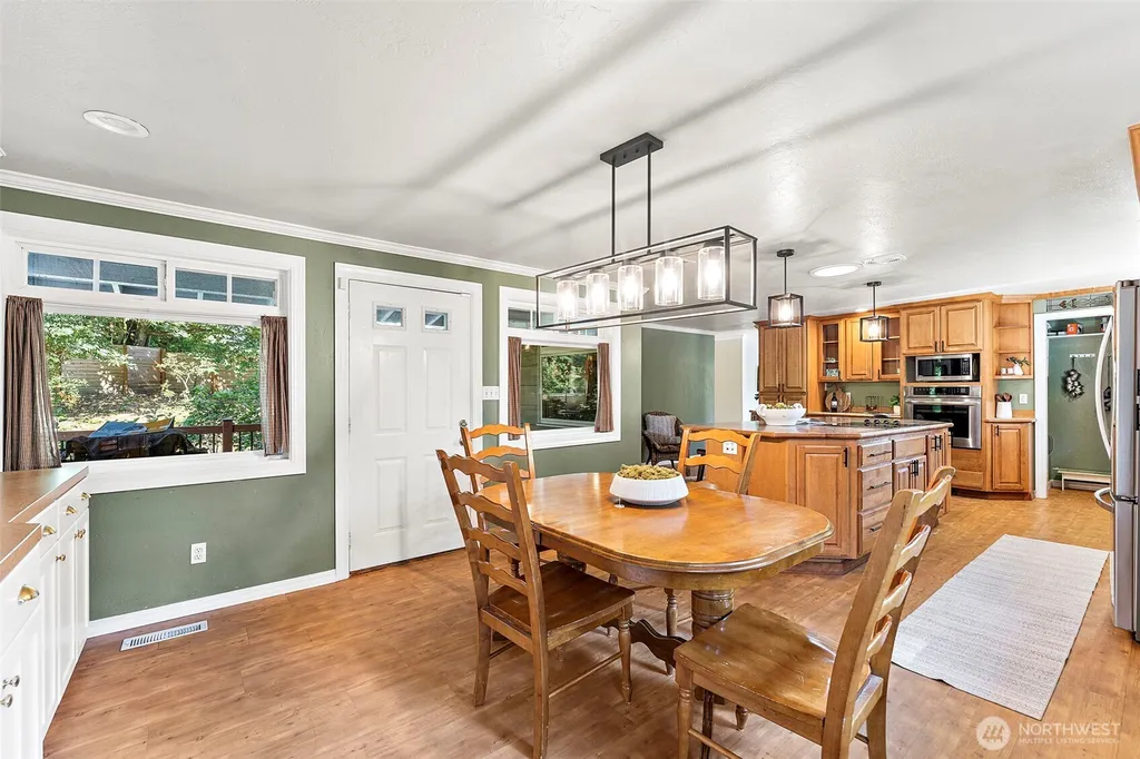 2019 SW 317th Place Federal Way WA 98023