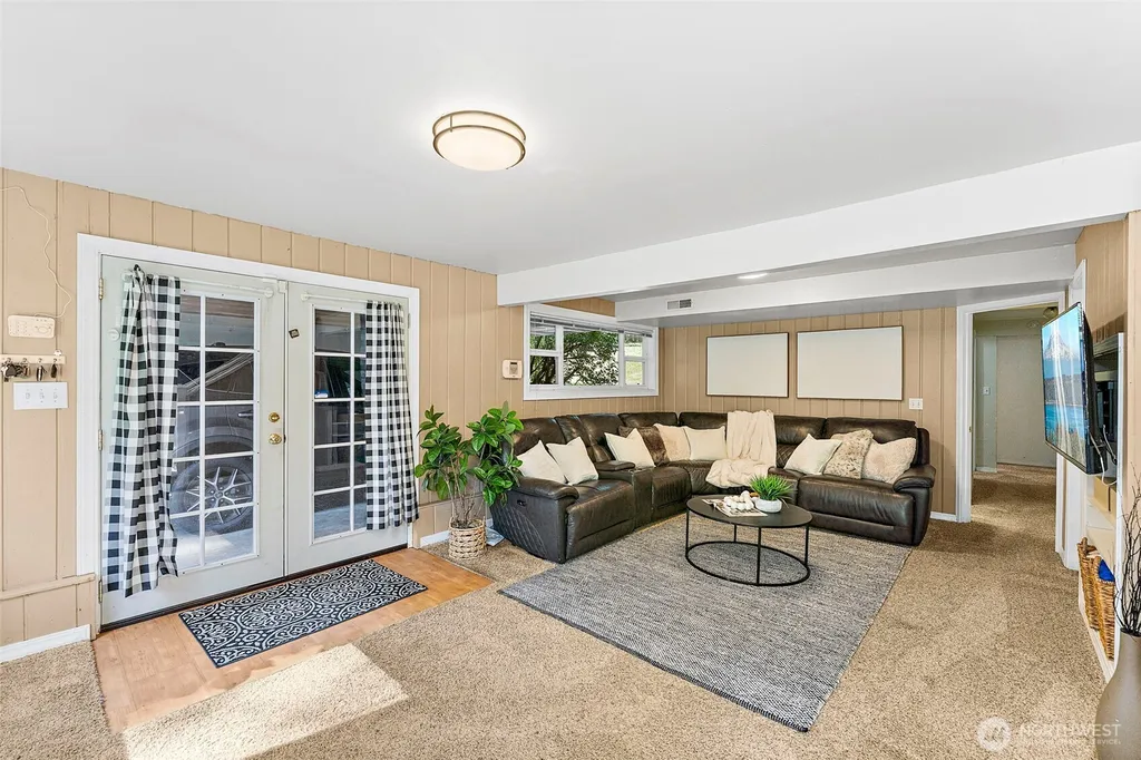 2019 SW 317th Place Federal Way WA 98023