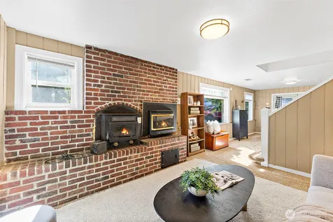 2019 SW 317th Place Federal Way WA 98023