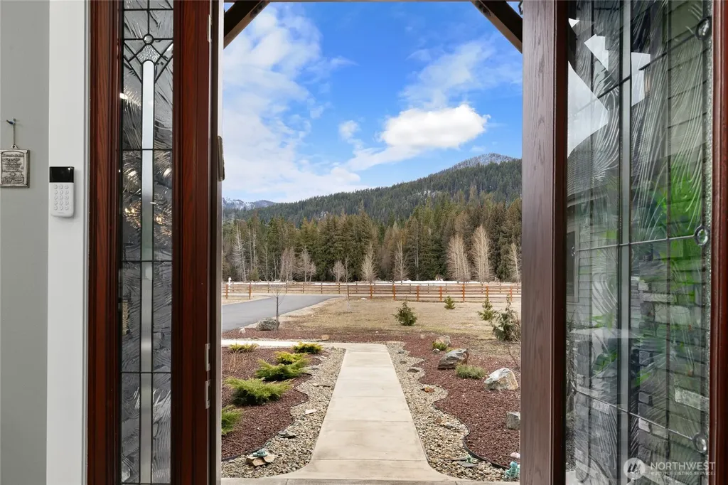 1550 Old Cedars Road Cle Elum WA 98922