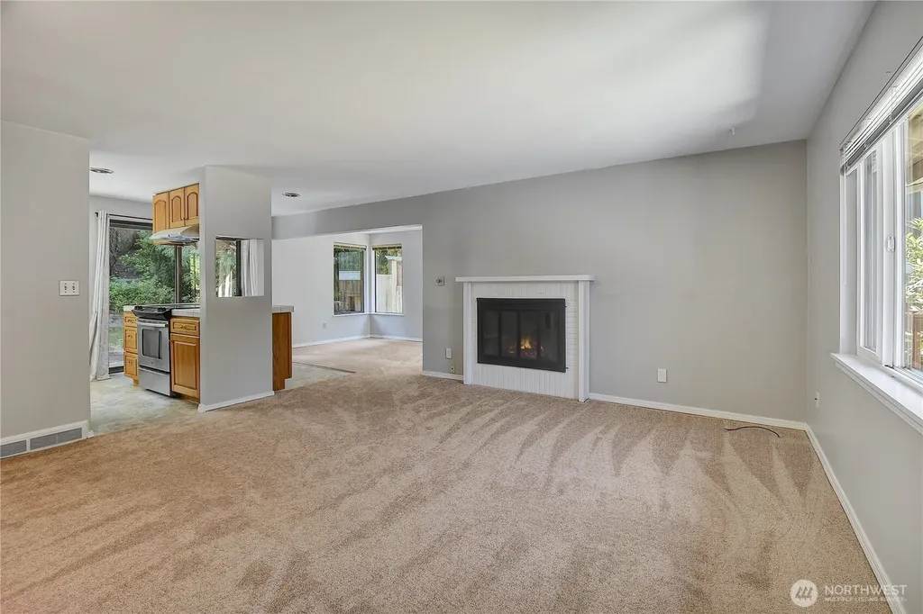 10035 NE 28th Place Bellevue WA 98004