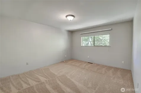10035 NE 28th Place Bellevue WA 98004