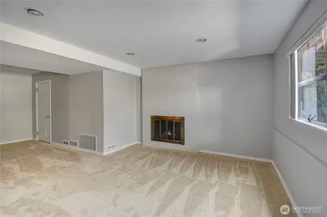 10035 NE 28th Place Bellevue WA 98004
