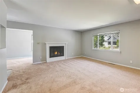 10035 NE 28th Place Bellevue WA 98004