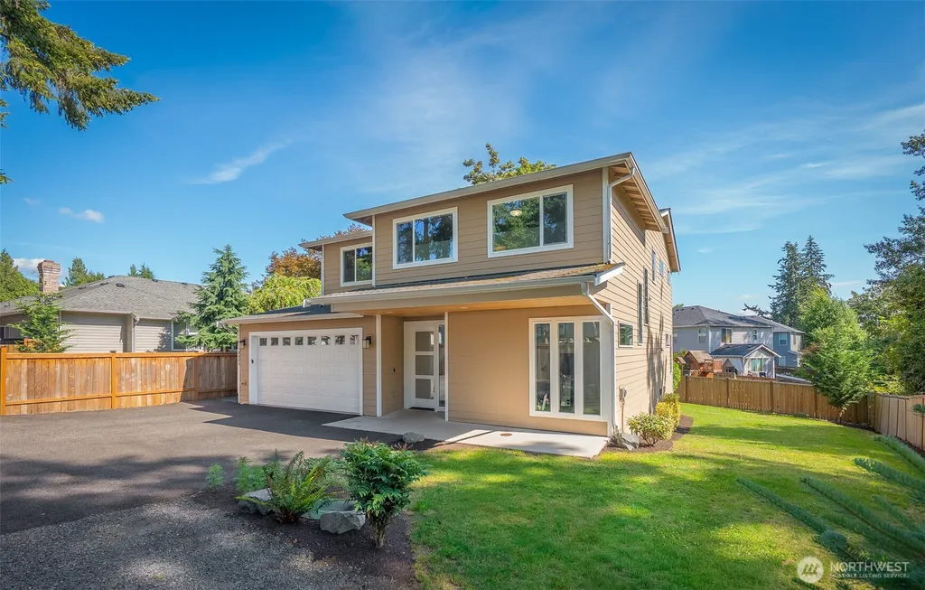 3406 102nd Avenue NE Lake Stevens WA 98258