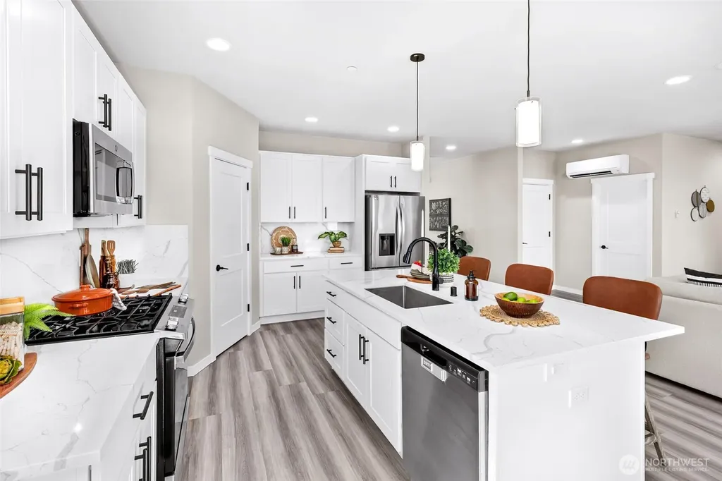 3406 102nd Avenue NE Lake Stevens WA 98258