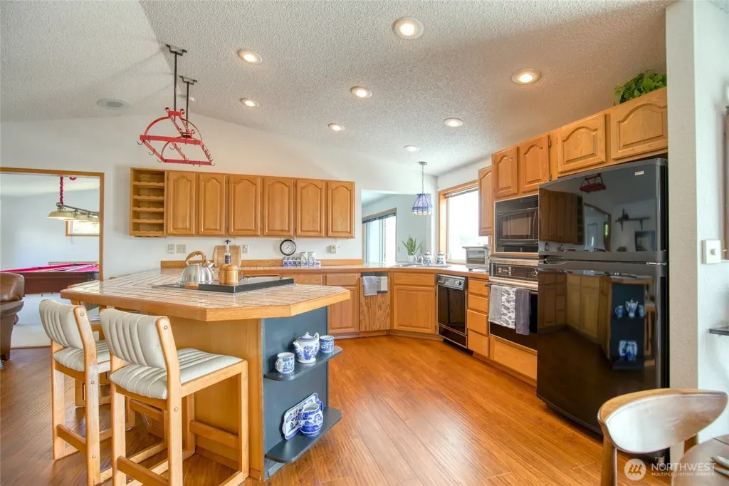 854 Texmar Avenue SW Ocean Shores WA 98569