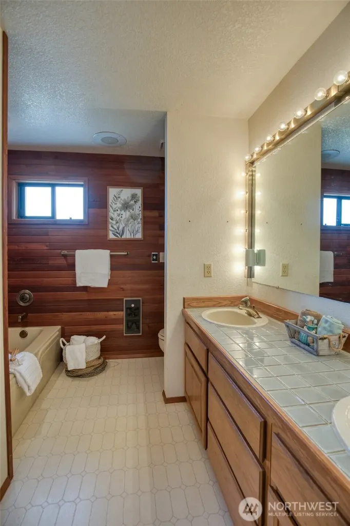 854 Texmar Avenue SW Ocean Shores WA 98569