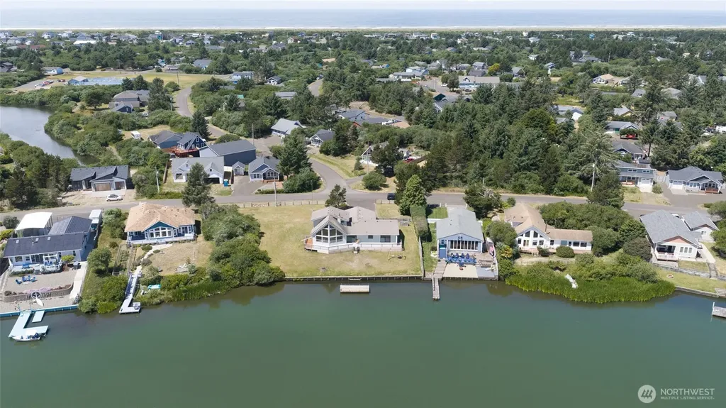 854 Texmar Avenue SW Ocean Shores WA 98569