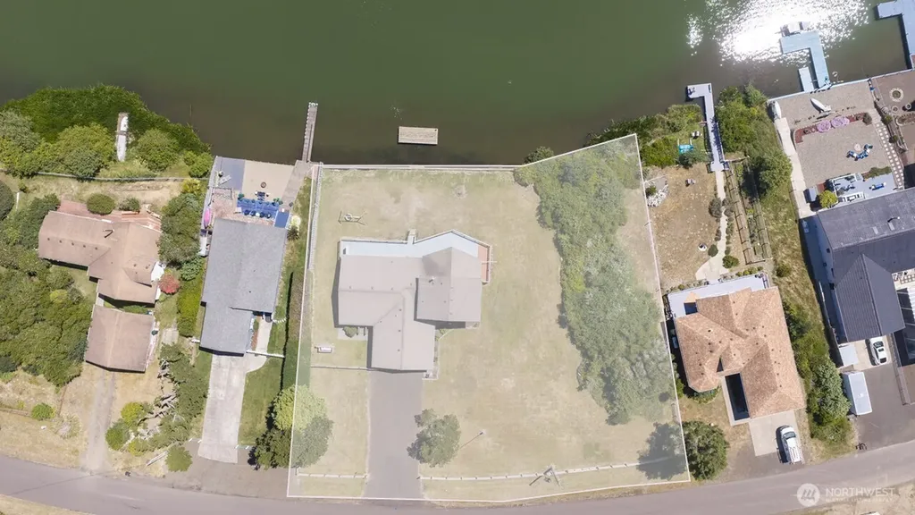 854 Texmar Avenue SW Ocean Shores WA 98569