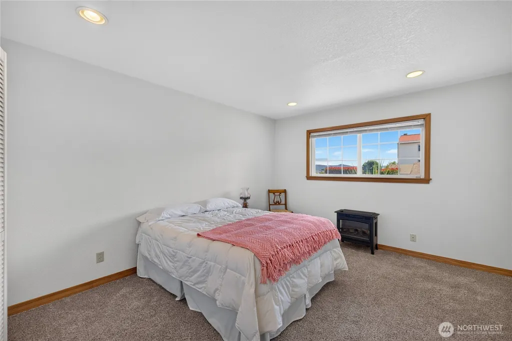 1710 Skyline Way Anacortes WA 98221