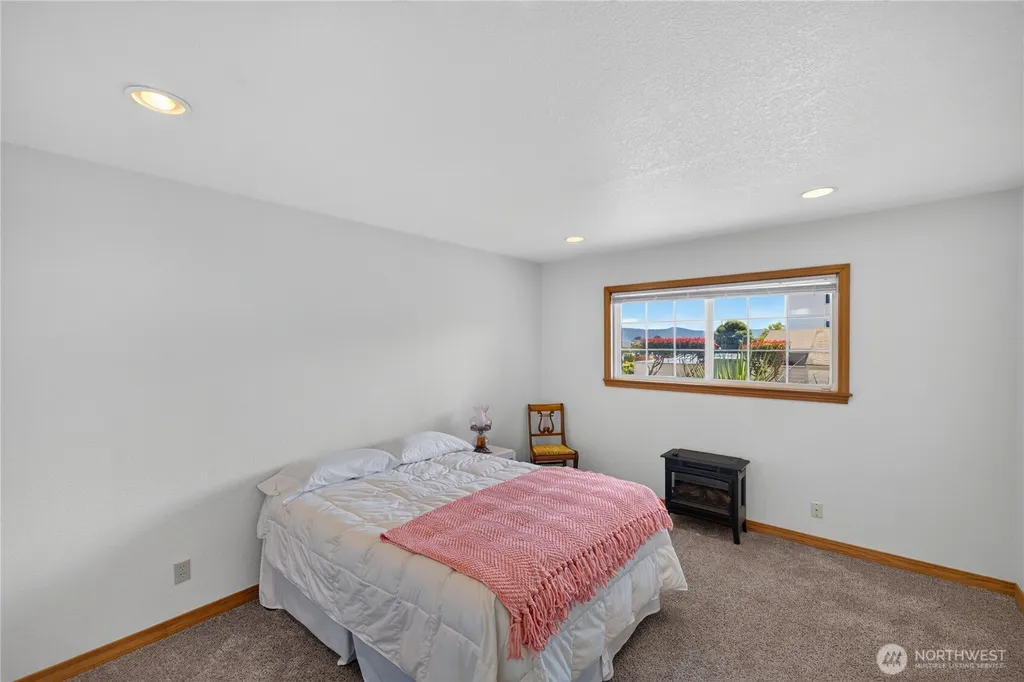 1710 Skyline Way Anacortes WA 98221