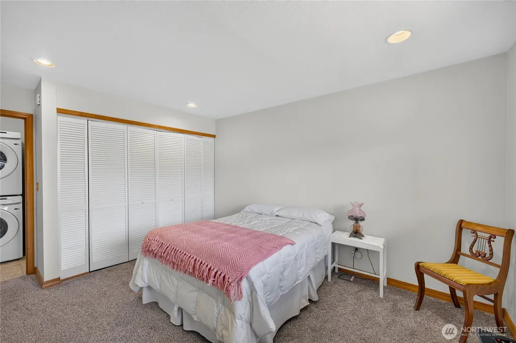 1710 Skyline Way Anacortes WA 98221