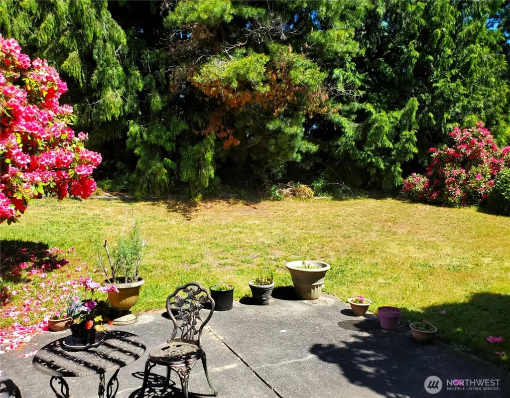 5425 NW 172nd Street NW Lynnwood WA 98037
