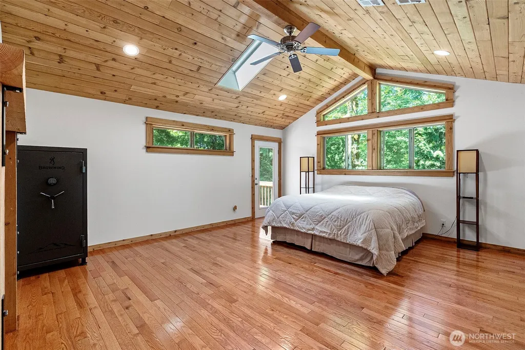 4068 Quiet Drive NW Bremerton WA 98312