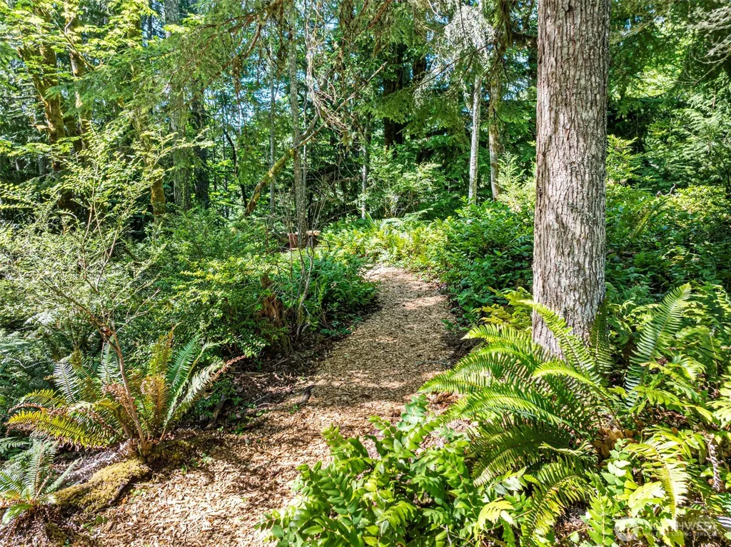 4068 Quiet Drive NW Bremerton WA 98312