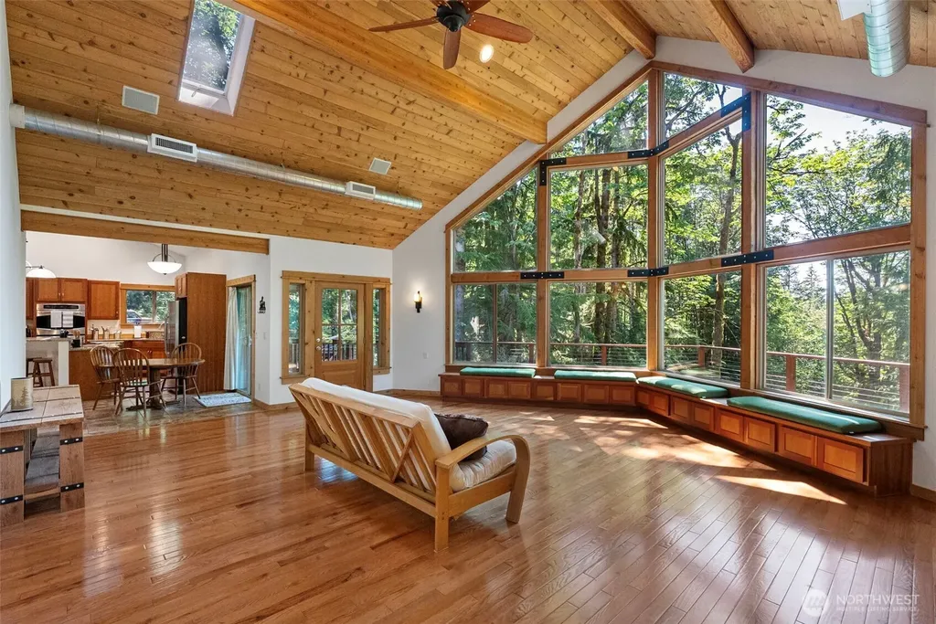 4068 Quiet Drive NW Bremerton WA 98312