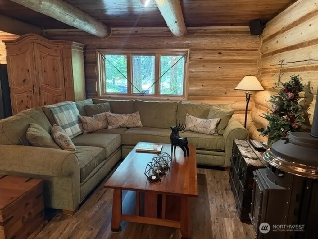 141 Silver Springs Fs Road 7175 Enumclaw WA 98022