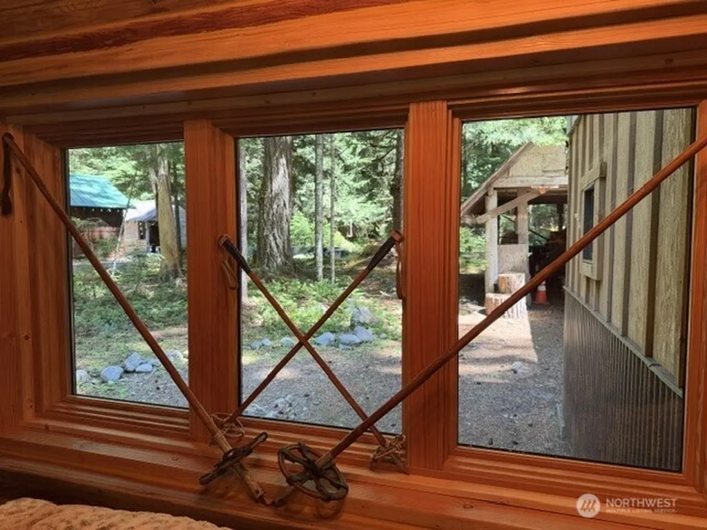 141 Silver Springs Fs Road 7175 Enumclaw WA 98022