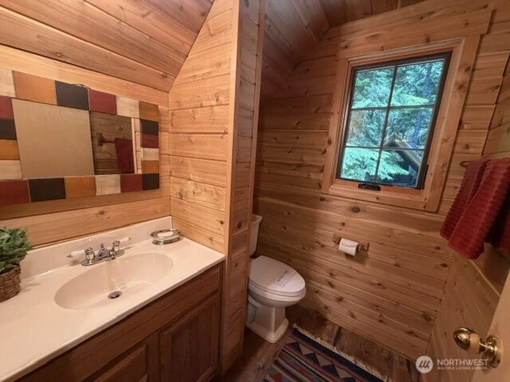141 Silver Springs Fs Road 7175 Enumclaw WA 98022