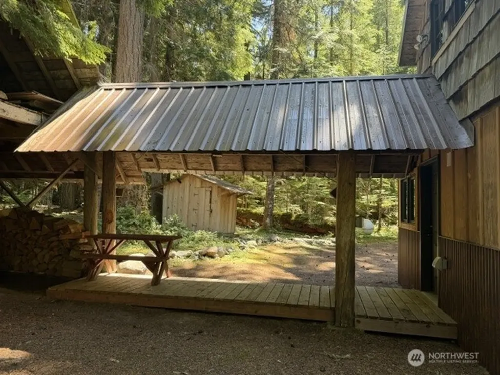 141 Silver Springs Fs Road 7175 Enumclaw WA 98022