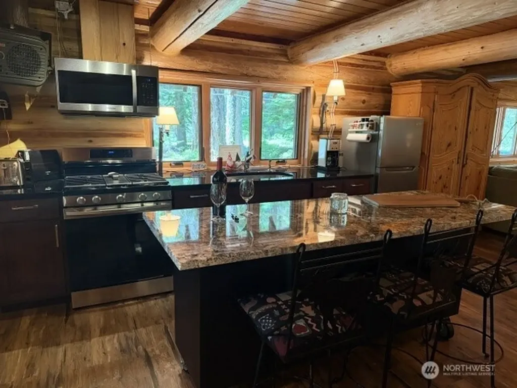 141 Silver Springs Fs Road 7175 Enumclaw WA 98022