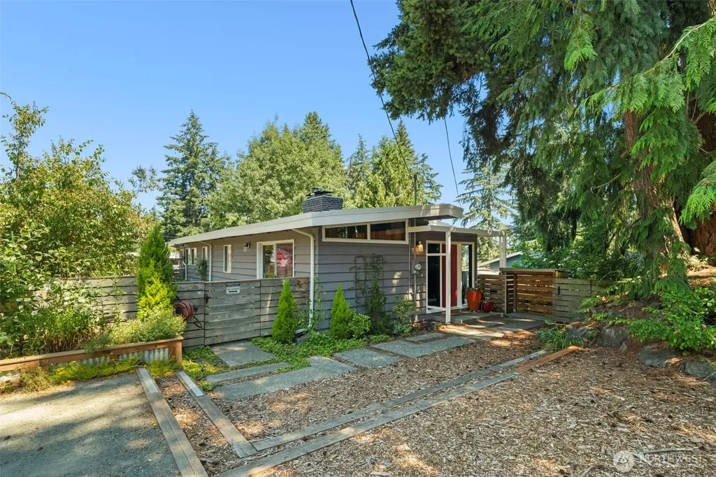 18750 12th Avenue NE Shoreline WA 98155