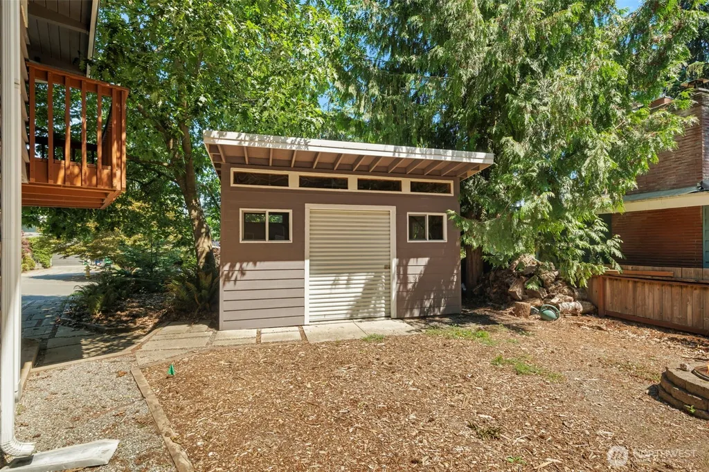 18750 12th Avenue NE Shoreline WA 98155