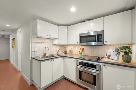 18750 12th Avenue NE Shoreline WA 98155