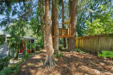 18750 12th Avenue NE Shoreline WA 98155