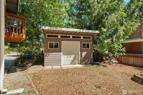 18750 12th Avenue NE Shoreline WA 98155