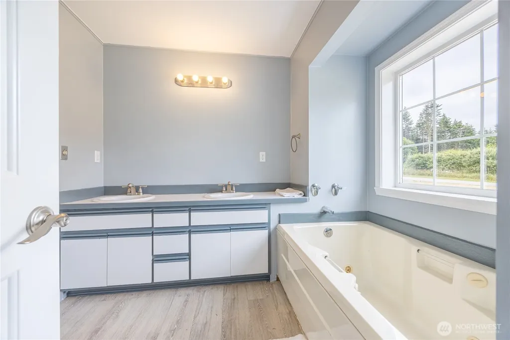 50 Misty Glen Lane Sequim WA 98382