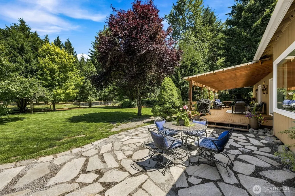 15330 159th Lane SE Yelm WA 98597