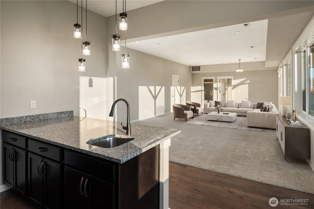 7123 172nd Avenue SE Bellevue WA 98006