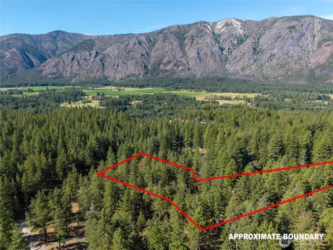 16 Highland Meadow Road Winthrop WA 98862