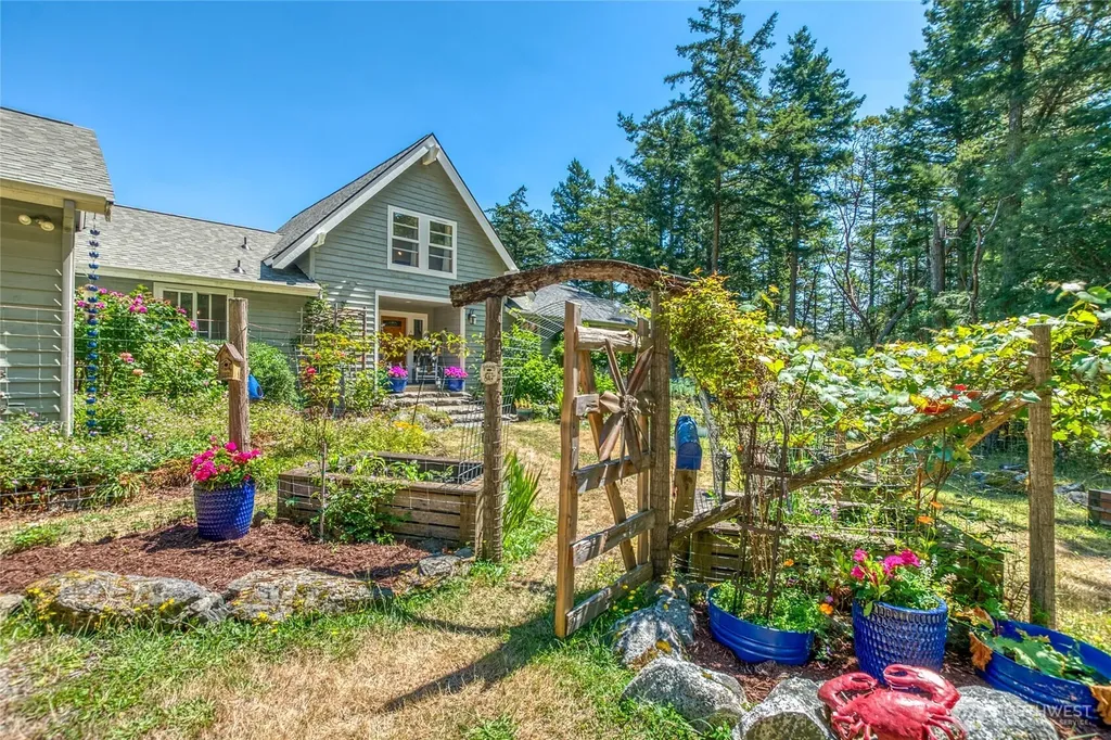 750 Shaner Armstrong Road Orcas Island WA 98245