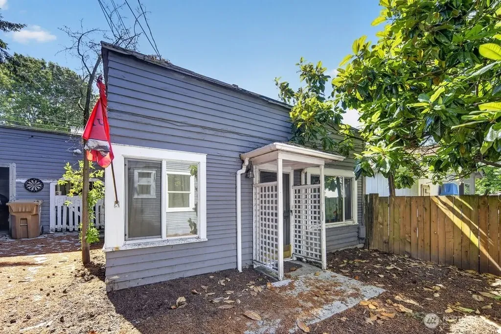 820 S J Street Tacoma WA 98405