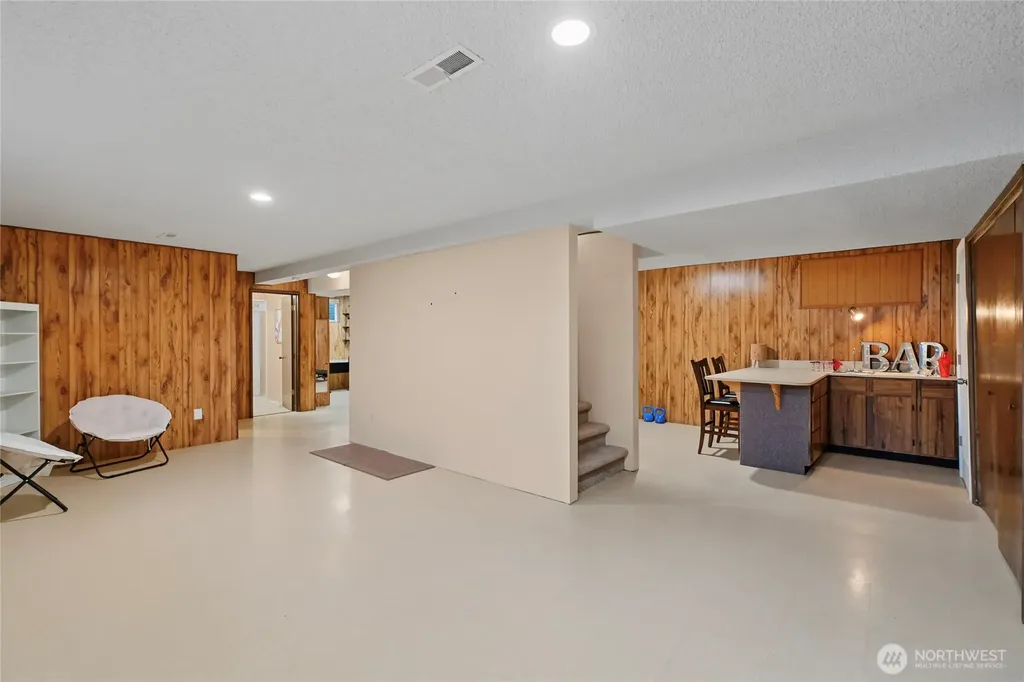 1313 Castlerock Avenue Wenatchee WA 98801