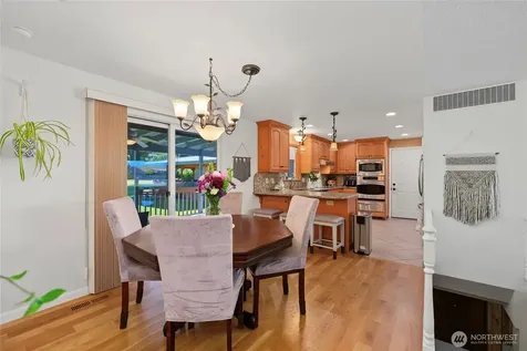 1313 Castlerock Avenue Wenatchee WA 98801