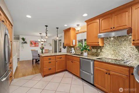1313 Castlerock Avenue Wenatchee WA 98801