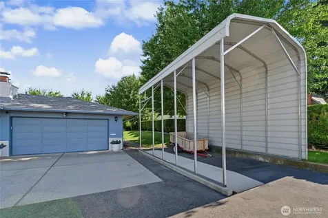 1313 Castlerock Avenue Wenatchee WA 98801